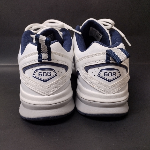 - NEW BALANCE 608 -MEN\'S ATHLETIC SHOES SIZE : 8.5